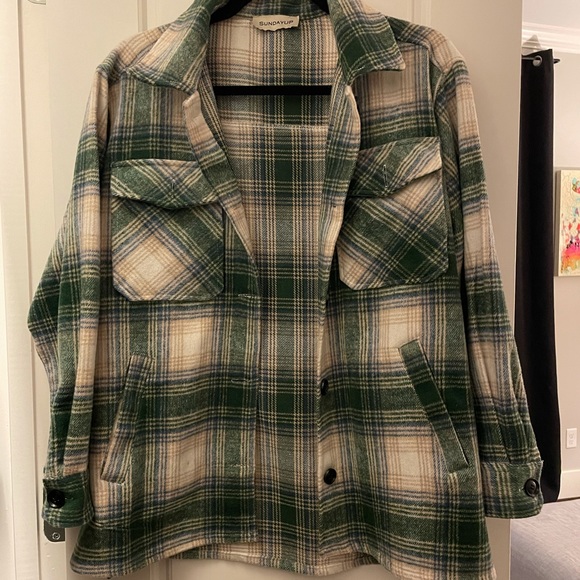 Shacket - Picture 1 of 1